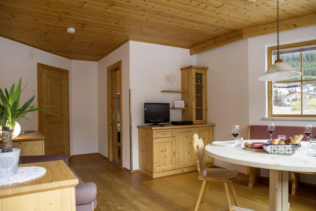 Tiroliving Apartamento Berwang Exterior foto